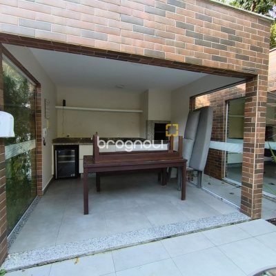 Apartamento com 71m², 2 quartos (sendo 1 suíte), 1 garagem, no bairro Saco Grande em Florianópolis