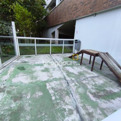 Apartamento com 71m², 2 quartos (sendo 1 suíte), 1 garagem, no bairro Saco Grande em Florianópolis