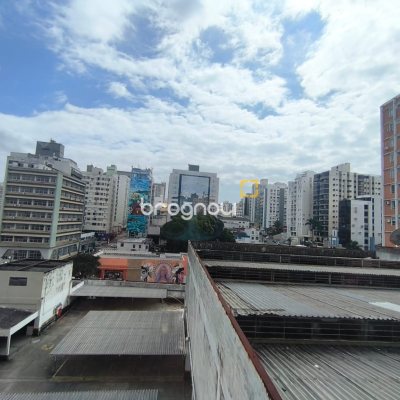 Apartamento com 36m², 1 quarto, no bairro Centro em Florianópolis