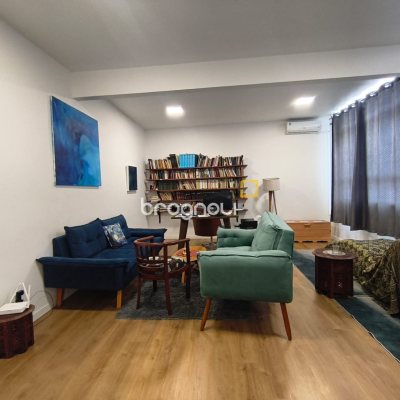 Apartamento com 36m², 1 quarto, no bairro Centro em Florianópolis