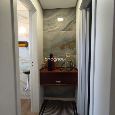 Apartamento com 36m², 1 quarto, no bairro Centro em Florianópolis
