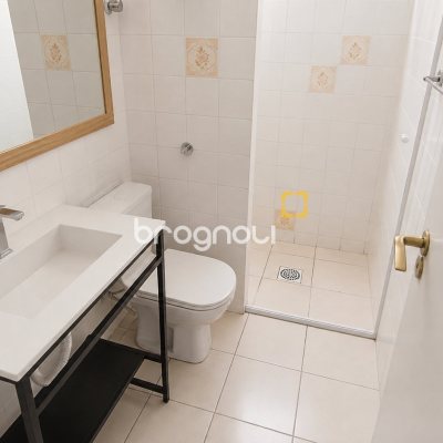 Apartamento com 70m², 2 quartos, 1 garagem, no bairro Bom Abrigo em Florianópolis
