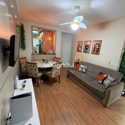 Apartamento com 64m², 3 quartos (sendo 1 suíte), 1 garagem, no bairro Ipiranga em São José