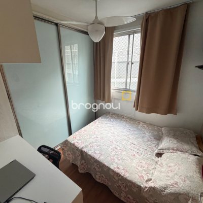 Apartamento com 64m², 3 quartos (sendo 1 suíte), 1 garagem, no bairro Ipiranga em São José