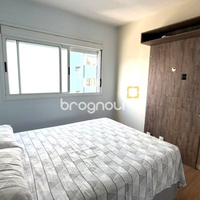 Apartamento com 52m², 1 quarto, 1 garagem, no bairro Centro em Florianópolis