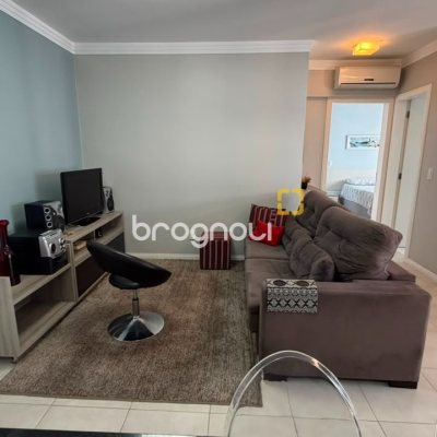 Apartamento com 52m², 1 quarto, 1 garagem, no bairro Centro em Florianópolis