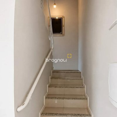 Casa com 115m², 3 quartos (sendo 1 suíte), 2 garagens, no bairro Campeche em Florianópolis