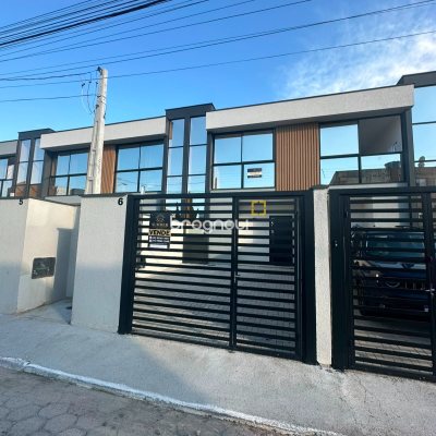 Casa com 80m², 2 quartos (sendo 2 suítes), 1 garagem, no bairro Ingleses em Florianópolis
