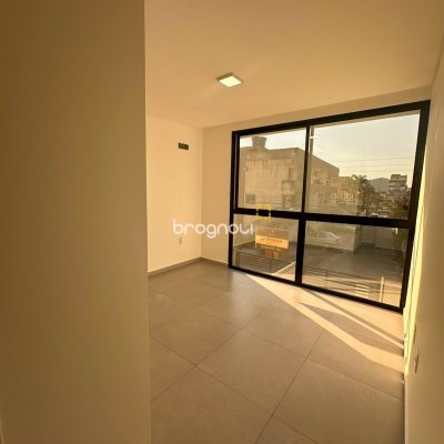 Casa com 80m², 2 quartos (sendo 2 suítes), 1 garagem, no bairro Ingleses em Florianópolis