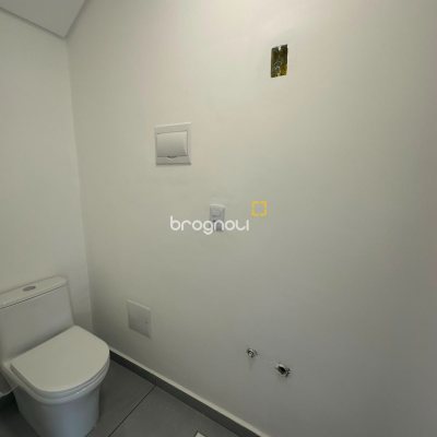 Casa com 80m², 2 quartos (sendo 2 suítes), 1 garagem, no bairro Ingleses em Florianópolis