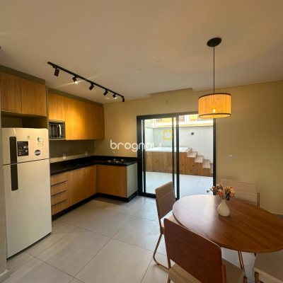 Casa com 80m², 2 quartos (sendo 2 suítes), 1 garagem, no bairro Ingleses em Florianópolis
