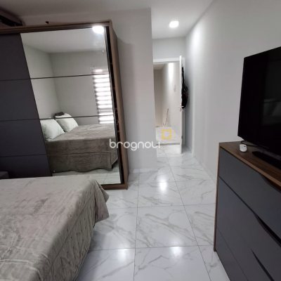 Casa com 99m², 2 quartos, 1 garagem, no bairro Rio Vermelho em Florianópolis