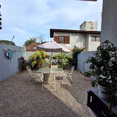 Casa com 99m², 2 quartos, 1 garagem, no bairro Rio Vermelho em Florianópolis
