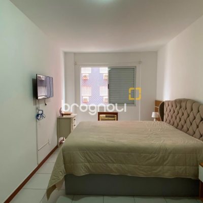 Apartamento com 125m², 3 quartos (sendo 1 suíte), 1 garagem, no bairro Campinas em São José