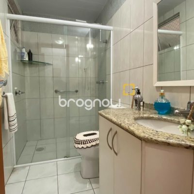 Apartamento com 125m², 3 quartos (sendo 1 suíte), 1 garagem, no bairro Campinas em São José