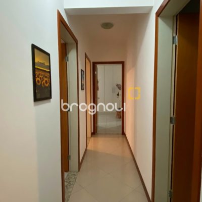 Apartamento com 125m², 3 quartos (sendo 1 suíte), 1 garagem, no bairro Campinas em São José