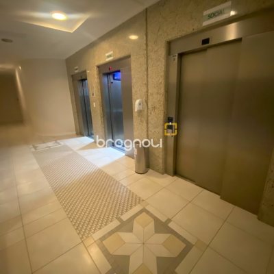 Apartamento com 125m², 3 quartos (sendo 1 suíte), 1 garagem, no bairro Campinas em São José