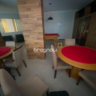 Apartamento com 125m², 3 quartos (sendo 1 suíte), 1 garagem, no bairro Campinas em São José