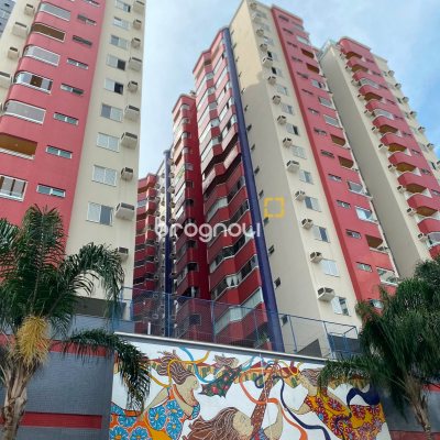 Apartamento com 125m², 3 quartos (sendo 1 suíte), 1 garagem, no bairro Campinas em São José