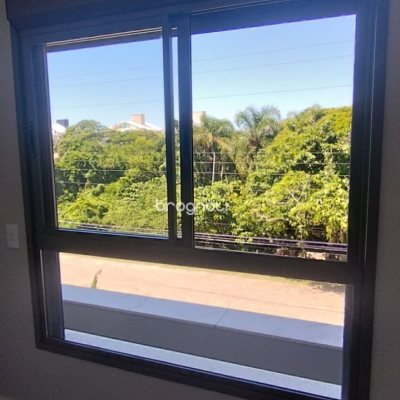 Apartamento com 70m², 2 quartos (sendo 1 suíte), 7 garagens, no bairro Ingleses em Florianópolis