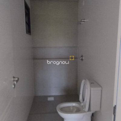 Apartamento com 70m², 2 quartos (sendo 1 suíte), 7 garagens, no bairro Ingleses em Florianópolis