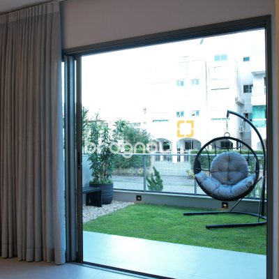 Apartamento com 70m², 2 quartos (sendo 1 suíte), 7 garagens, no bairro Ingleses em Florianópolis