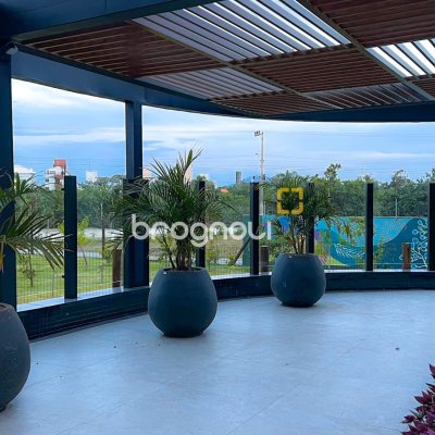 Apartamento com 73m², 2 quartos (sendo 1 suíte), 1 garagem, no bairro Ingleses em Florianópolis