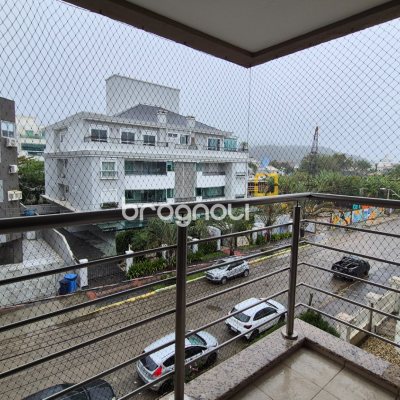 Apartamento com 117m², 2 quartos (sendo 2 suítes), 2 garagens, no bairro Jurerê em Florianópolis