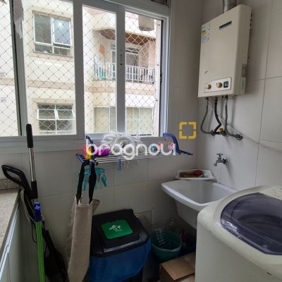 Apartamento com 117m², 2 quartos (sendo 2 suítes), 2 garagens, no bairro Jurerê em Florianópolis