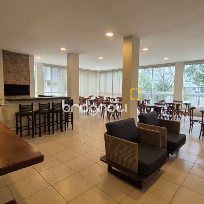 Apartamento com 117m², 2 quartos (sendo 2 suítes), 2 garagens, no bairro Jurerê em Florianópolis