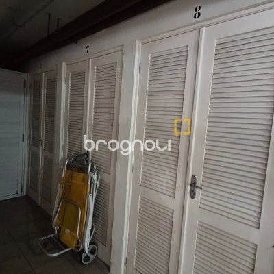 Apartamento com 117m², 2 quartos (sendo 2 suítes), 2 garagens, no bairro Jurerê em Florianópolis