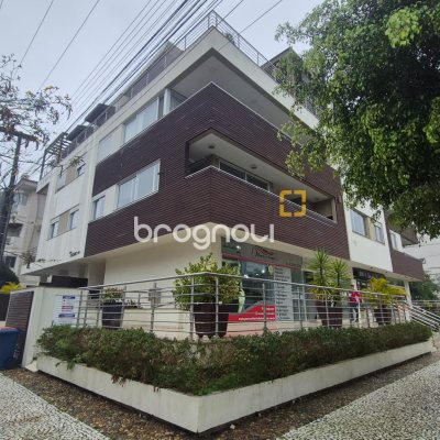 Apartamento com 117m², 2 quartos (sendo 2 suítes), 2 garagens, no bairro Jurerê em Florianópolis