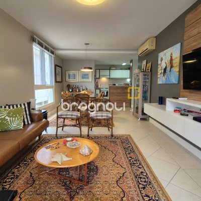 Apartamento com 117m², 2 quartos (sendo 2 suítes), 2 garagens, no bairro Jurerê em Florianópolis