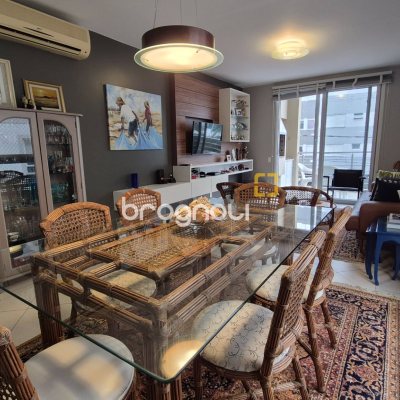 Apartamento com 117m², 2 quartos (sendo 2 suítes), 2 garagens, no bairro Jurerê em Florianópolis