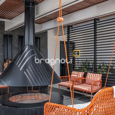 Apartamento com 76m², 2 quartos (sendo 2 suítes), 1 garagem, no bairro Ingleses em Florianópolis