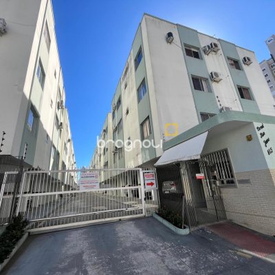 Apartamento com 65m², 2 quartos, 1 garagem, no bairro Campinas em São José