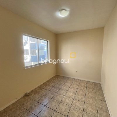 Apartamento com 65m², 2 quartos, 1 garagem, no bairro Campinas em São José