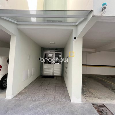 Apartamento com 65m², 2 quartos, 1 garagem, no bairro Campinas em São José