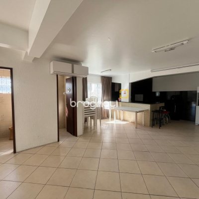 Apartamento com 65m², 2 quartos, 1 garagem, no bairro Campinas em São José