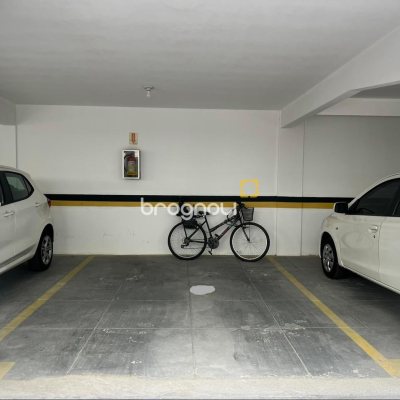 Apartamento com 65m², 2 quartos, 1 garagem, no bairro Campinas em São José