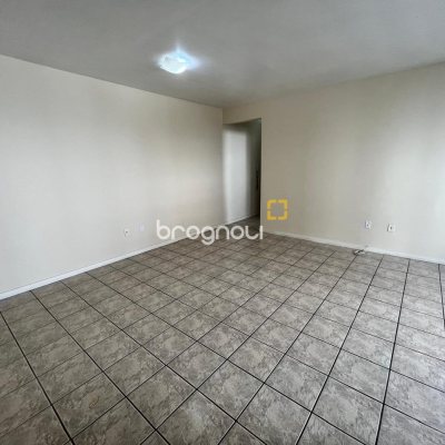 Apartamento com 65m², 2 quartos, 1 garagem, no bairro Campinas em São José