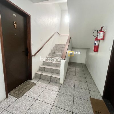 Apartamento com 65m², 2 quartos, 1 garagem, no bairro Campinas em São José