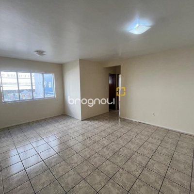 Apartamento com 65m², 2 quartos, 1 garagem, no bairro Campinas em São José