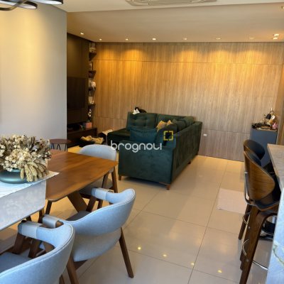Apartamento com 89m², 3 quartos (sendo 1 suíte), 1 garagem, no bairro Coqueiros em Florianópolis