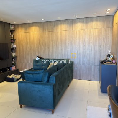 Apartamento com 89m², 3 quartos (sendo 1 suíte), 1 garagem, no bairro Coqueiros em Florianópolis