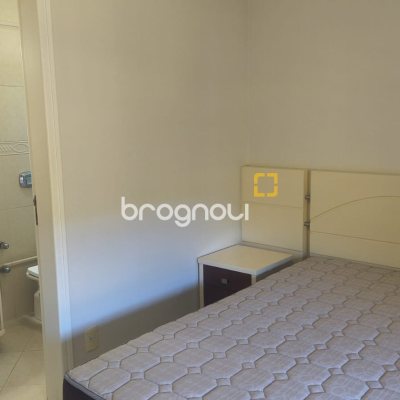 Apartamento com 112m², 4 quartos (sendo 1 suíte), 2 garagens, no bairro Jurerê Internacional em Florianópolis