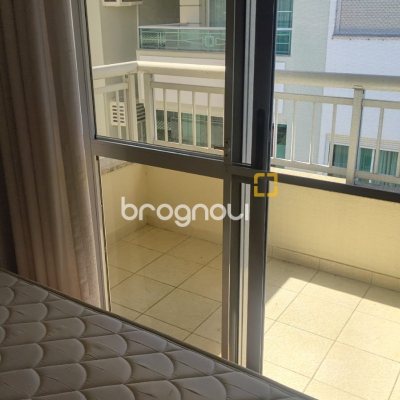 Apartamento com 112m², 4 quartos (sendo 1 suíte), 2 garagens, no bairro Jurerê Internacional em Florianópolis