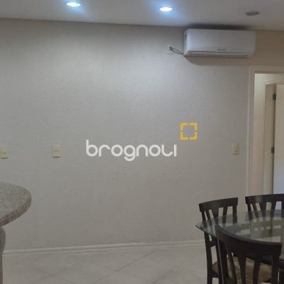 Apartamento com 112m², 4 quartos (sendo 1 suíte), 2 garagens, no bairro Jurerê Internacional em Florianópolis