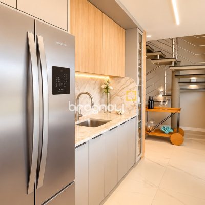 Apartamento com 105m², 3 quartos (sendo 3 suítes), 1 garagem, no bairro Ingleses em Florianópolis