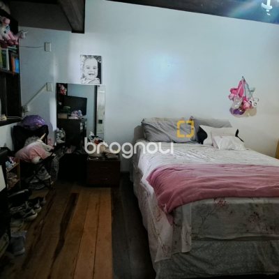 Casa com 295m², 5 quartos (sendo 3 suítes), 4 garagens, no bairro Abraão em Florianópolis